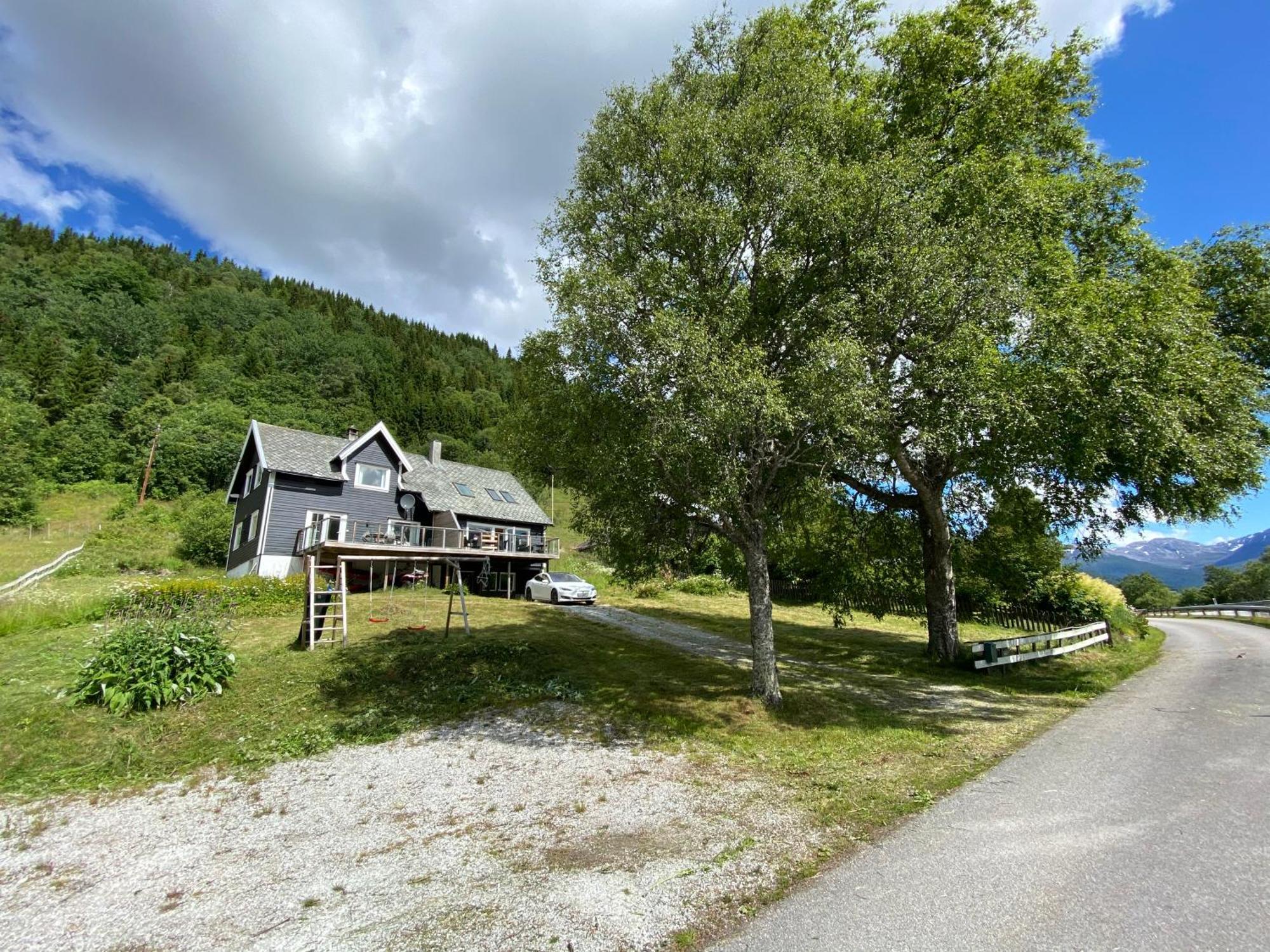 Voss- Myrkdalen Lodge Vossestrand Luaran gambar