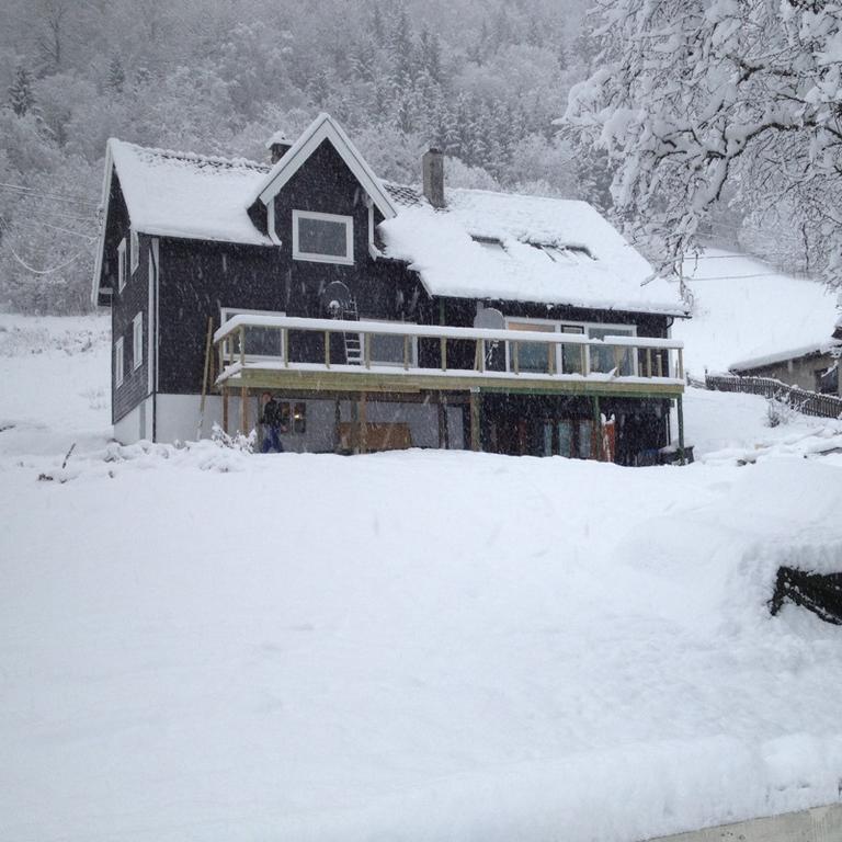 Voss- Myrkdalen Lodge Vossestrand Luaran gambar
