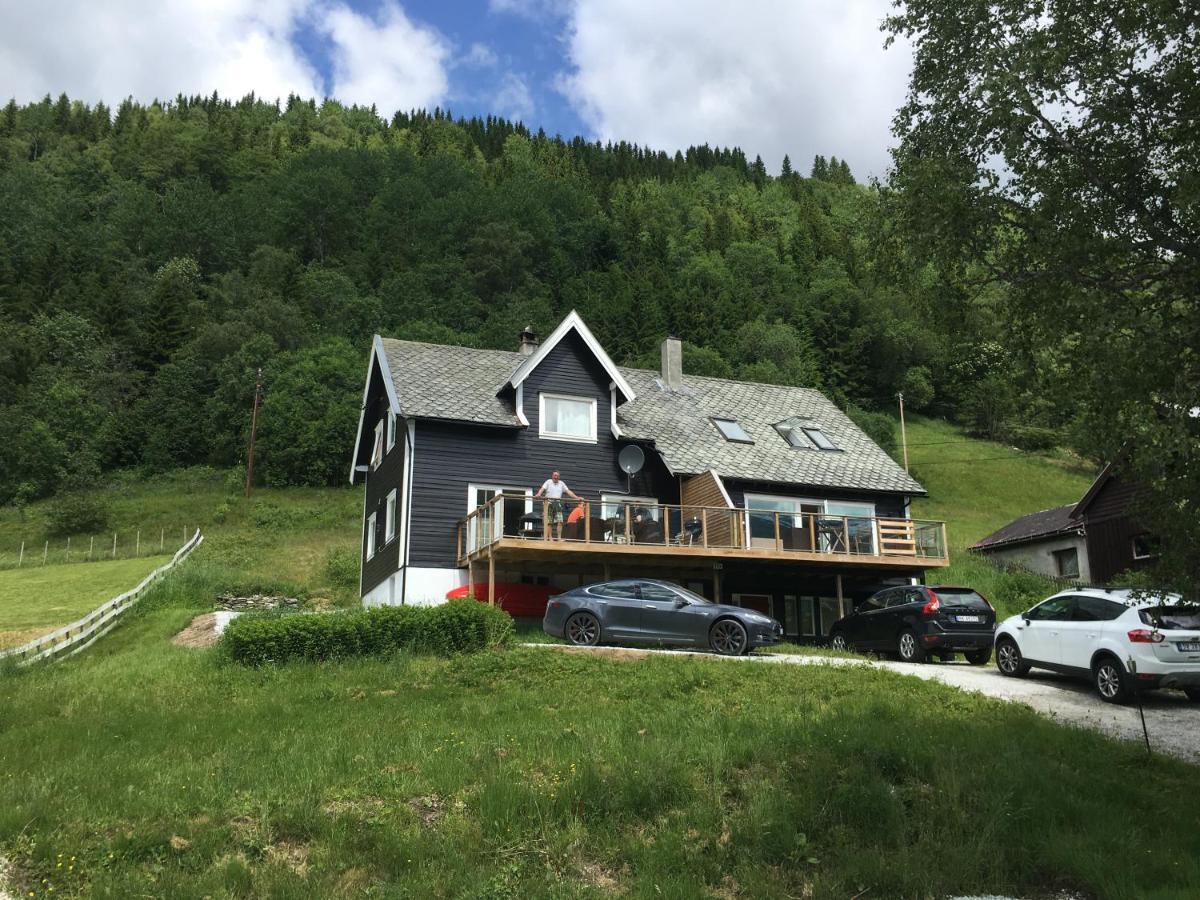 Voss- Myrkdalen Lodge Vossestrand Luaran gambar
